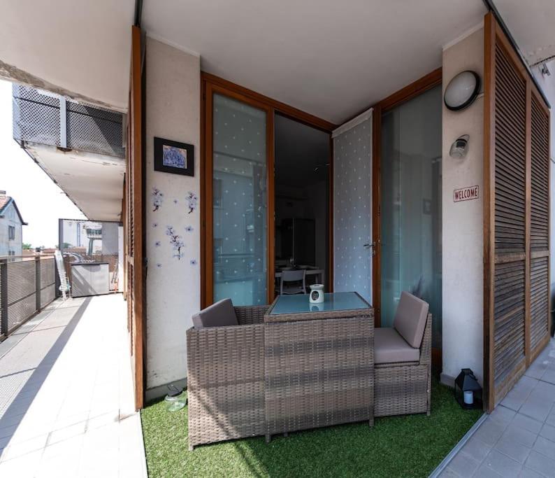 Appartamento Caterina A 5 Minuti Da Milano Fiere E San Siro Con Wifi-Netflix-Free Parking Экстерьер фото