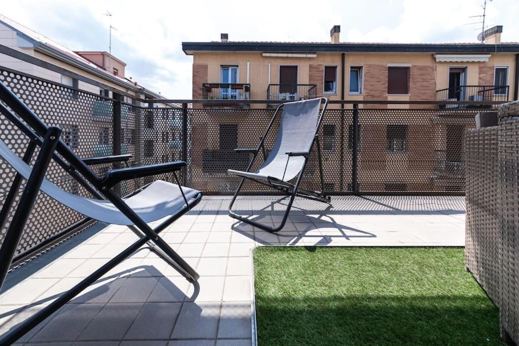 Appartamento Caterina A 5 Minuti Da Milano Fiere E San Siro Con Wifi-Netflix-Free Parking Экстерьер фото